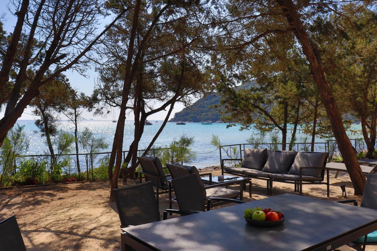 Hotel & Lodges Moby Dick Porto-Vecchio  Exterior photo
