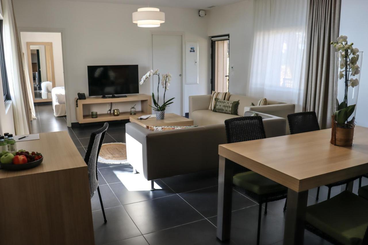 Hotel & Lodges Moby Dick Porto-Vecchio  Exterior photo